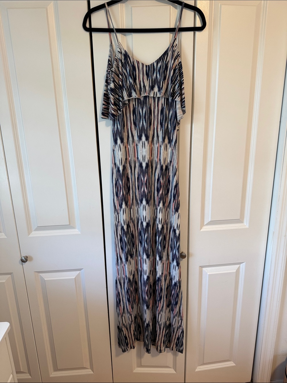 Sleeveless Ikat Print Maxi Dress - Neutral Blue & Taupe